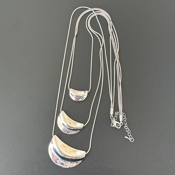 Silver-Tone Multi-Layer Crescent Pendant Necklace With Adjustable Chain For Wome - Picture 3 of 3